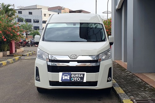 2025 Toyota Hiace Premio