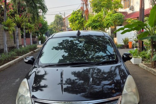 2013 Nissan Grand Livina 1.5 Ultimate AT bekas