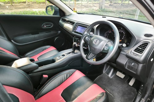 2016 Honda HRV 1.5L E CVT bekas