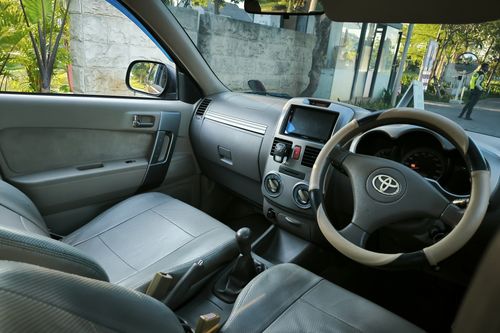 Dijual 2010 Toyota Rush S  MT bekas