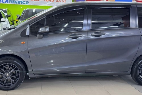 2009 Honda Freed PSD tua