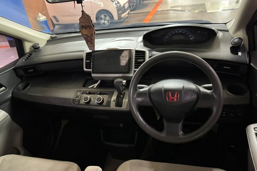 2009 Honda Freed PSD bekas