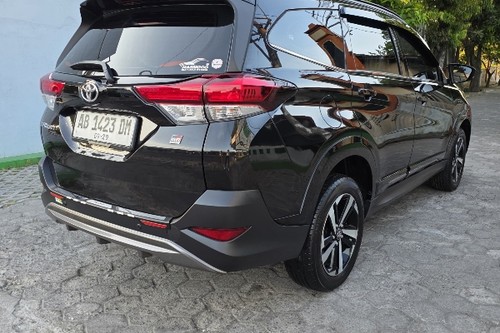 2024 Toyota Rush 1.5 S AT GR Sport bekas