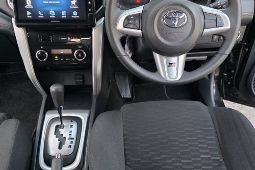 2024 Toyota Rush 1.5 S AT GR Sport tua