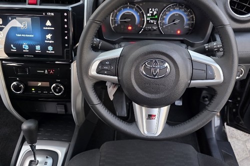 Dijual 2024 Toyota Rush 1.5 S AT GR Sport bekas