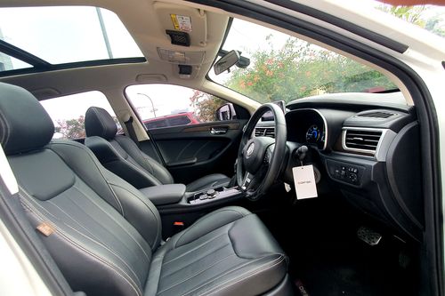 2020 DFSK Glory i-Auto 1.5L bekas