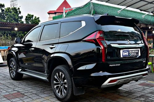 2023 Mitsubishi Pajero Sport Dakar AT 4x2 tua