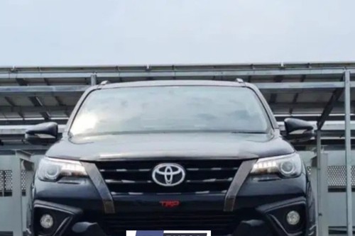 2019 Toyota Fortuner VRZ 4X2 TRD 2.4L AT bekas