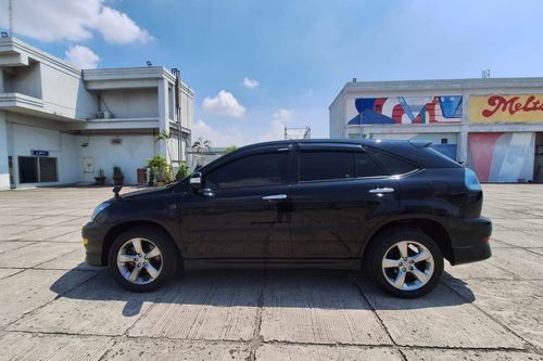 2nd Hand 2011 Toyota Harrier 2.4 240G AT