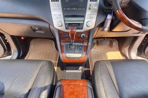 Second hand 2011 Toyota Harrier 2.4 240G AT 