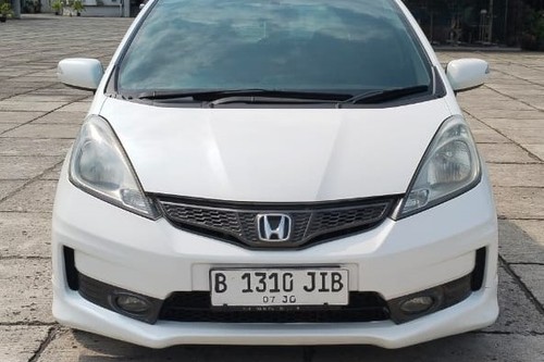 2012 Honda Jazz  1.5L RS AT bekas