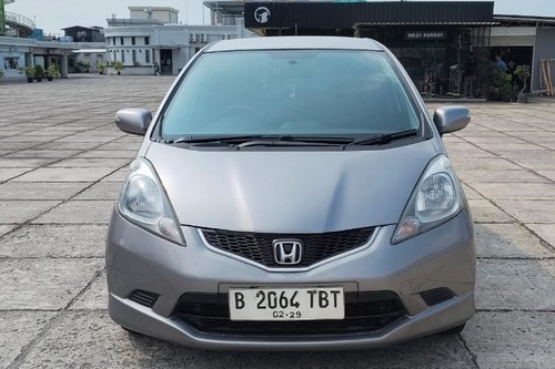 2009 Honda Jazz  1.5L VTEC CVT bekas