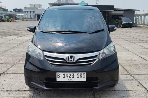 2010 Honda Freed  PSD bekas