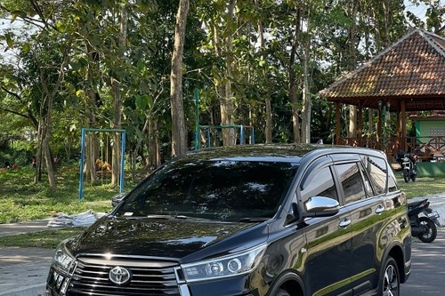 2021 Toyota Kijang Innova 2.0L Venturer AT tua