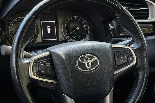 2021 Toyota Kijang Innova 2.0L Venturer AT tua