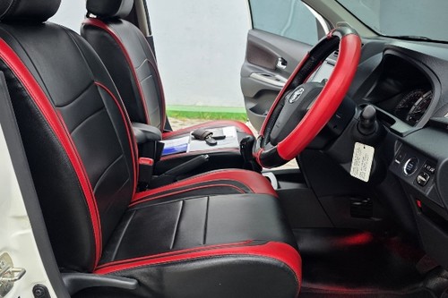 Dijual 2021 Toyota Avanza Veloz 1.5 M/T bekas