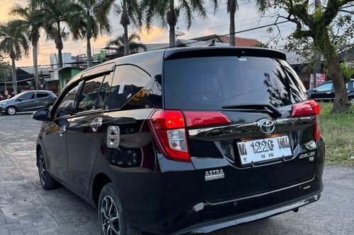 Dijual 2023 Toyota Calya G AT bekas