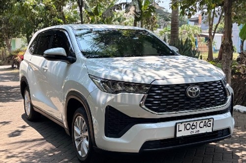 2023 Toyota Kijang Innova Zenix 2.0L V CVT bekas