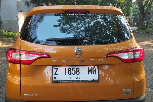 2020 Renault Triber RXZ AT bekas