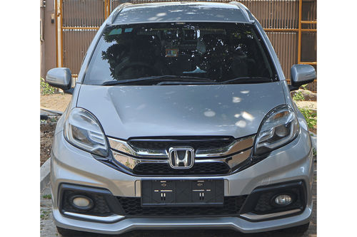 Beli mobil bekas