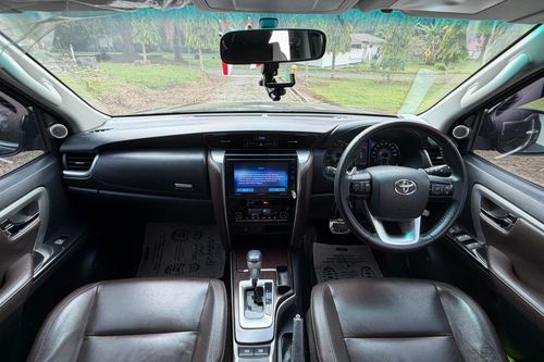 Beli mobil bekas