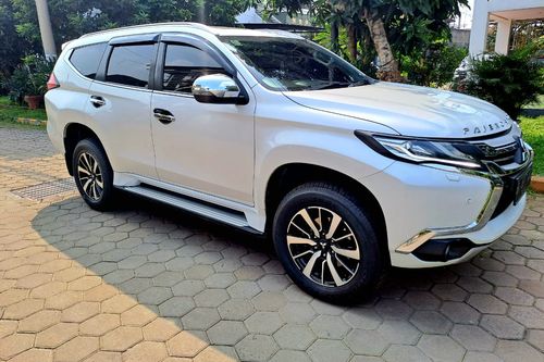 2021 Mitsubishi Pajero Sport Dakar AT 4x2 tua