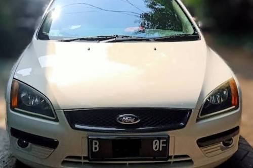 2005 Ford Focus  FOCUS bekas