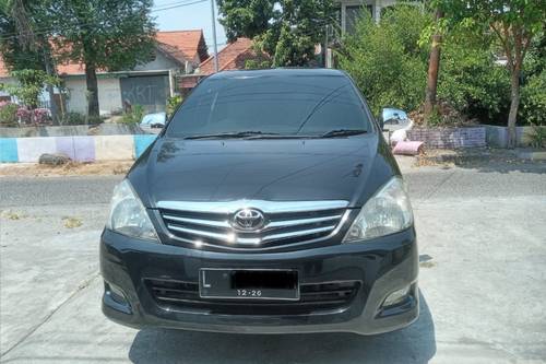 2009 Toyota Kijang Innova 2.0 V AT