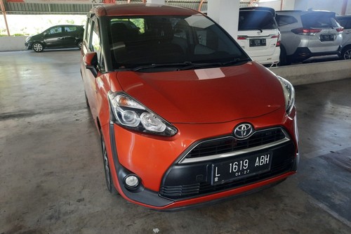 2017 Toyota Sienta V CVT bekas