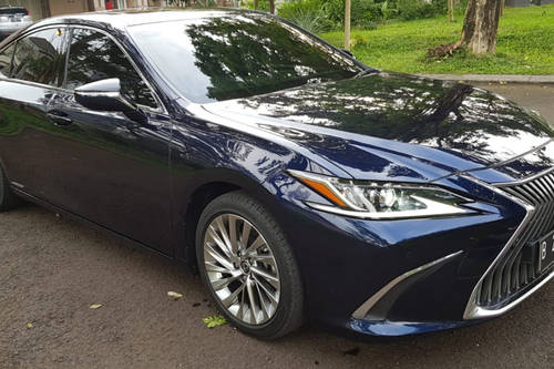 Second Hand 2018 Lexus ES  300h