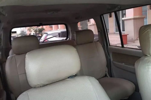 Used 2013 Suzuki APV Arena GL MT