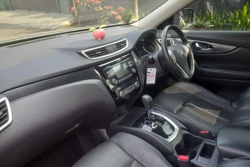 2015 Nissan X Trail 2.5L CVT AT bekas