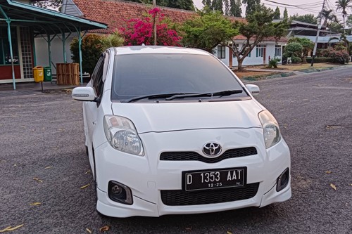 Used 2013 Toyota Yaris  E MT