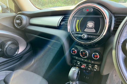 2017 MINI 3 Door Cooper bekas