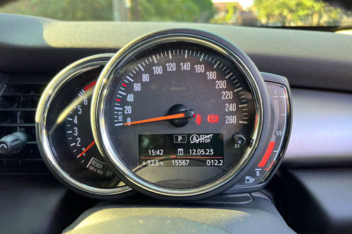 2017 MINI 3 Door Cooper bekas