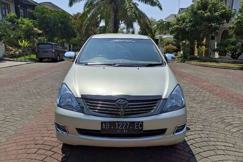 Used 2005 Toyota Kijang Innova 2.0 V MT