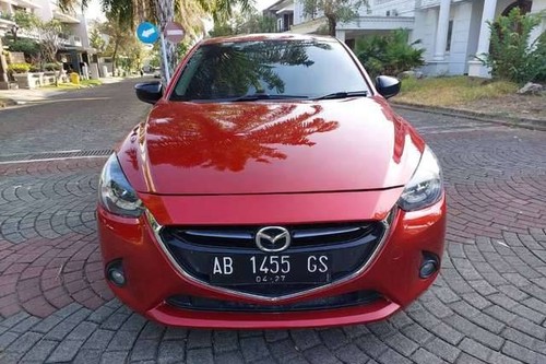 2015 Mazda 2  LIMITED EDITION bekas