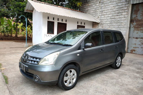 2nd Hand 2010 Nissan Grand Livina 1.5 SV MT