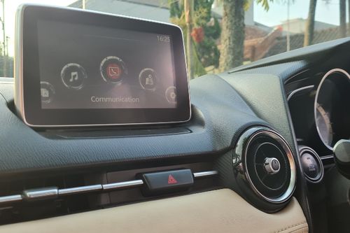 2015 Mazda 2 GT SKYACTIV bekas