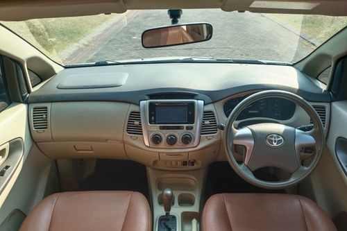 2013 Toyota Innova DIESEL G 2.4 AT bekas