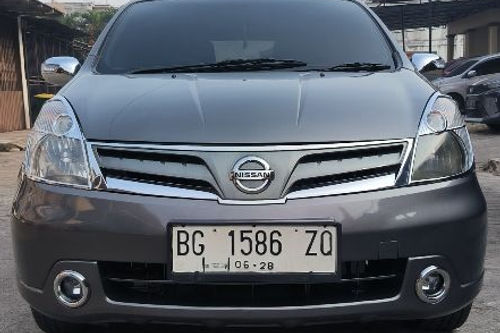 2013 Nissan Grand Livina  1.5 SV AT