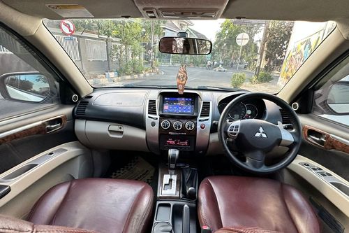2015 Mitsubishi Pajero Sport Dakar 4x2 tua
