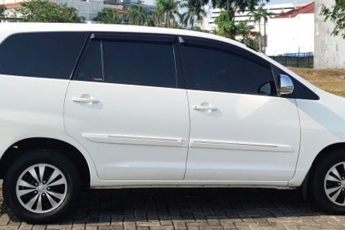2013 Toyota Innova DIESEL G 2.4 AT bekas