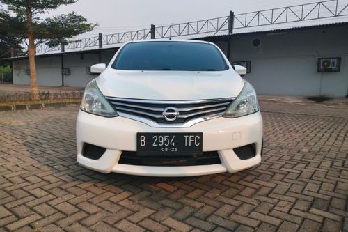 Second hand 2015 Nissan Grand Livina 1.5 SV CVT 