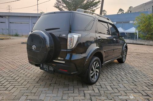 2015 Toyota Rush G A/T DREES UP LUXURY bekas