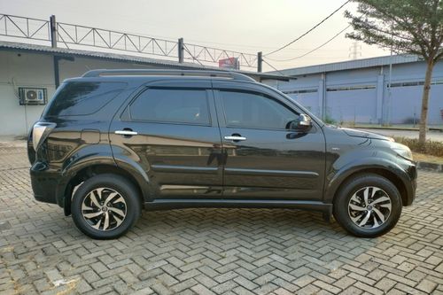 2015 Toyota Rush G A/T DREES UP LUXURY bekas