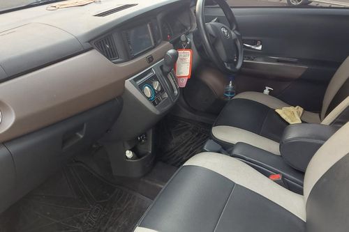 2017 Toyota Calya G AT tua