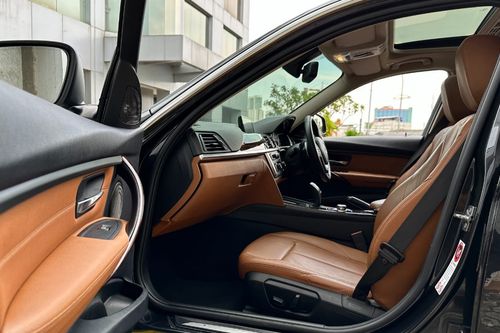 Second hand 2013 BMW 3 Series Sedan 335i M SPORT 