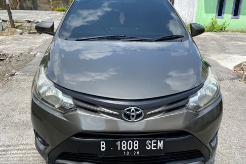 2014 Toyota Limo 1.5 STD
