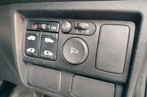 2015 Honda Freed I-VTEC Power Sliding Doors 1.5L AT bekas